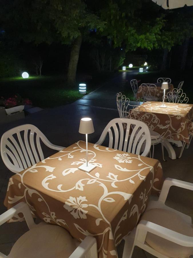Hotel Eurovil Garni Lignano Sabbiadoro Luaran gambar