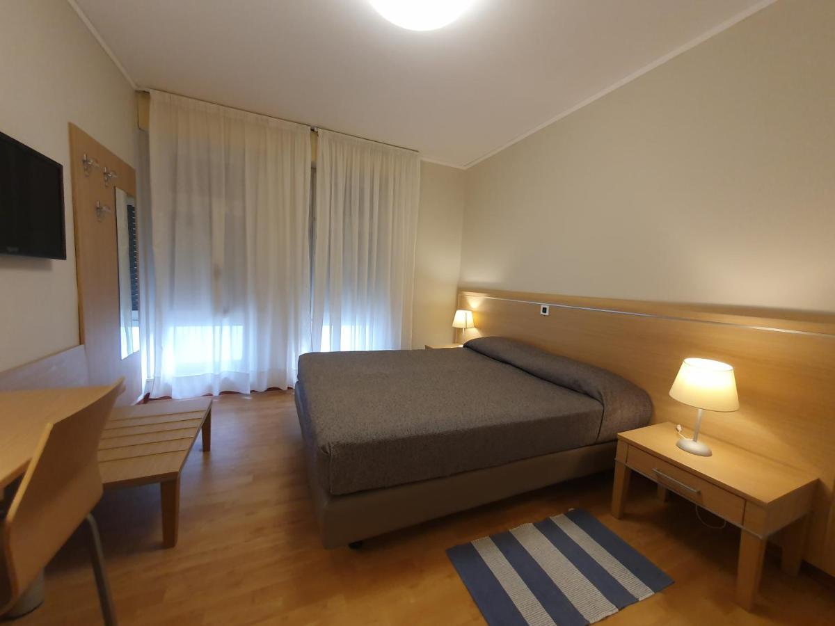 Hotel Eurovil Garni Lignano Sabbiadoro Luaran gambar