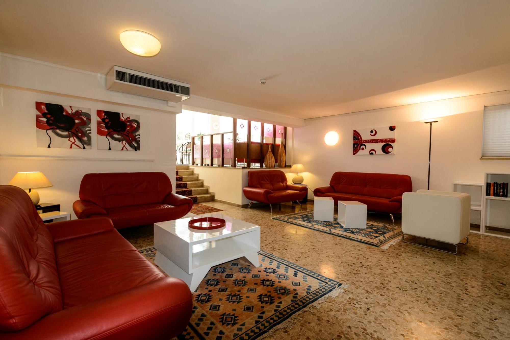 Hotel Eurovil Garni Lignano Sabbiadoro Luaran gambar