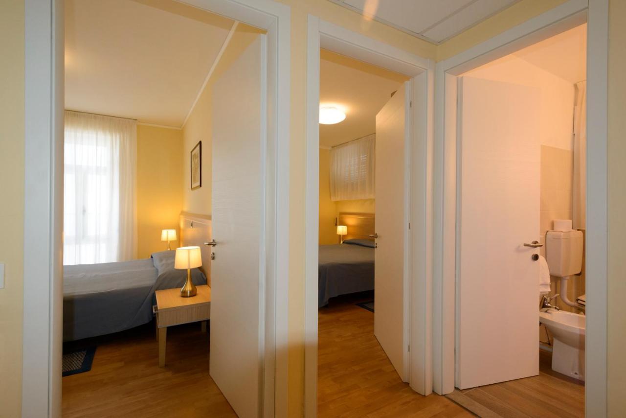 Hotel Eurovil Garni Lignano Sabbiadoro Luaran gambar